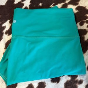 Lulu lemon Wunder train